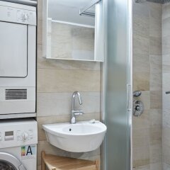 Отель Chic One Bd Apartment with Hilton View Греция, Афины - отзывы, цены и фото номеров - забронировать отель Chic One Bd Apartment with Hilton View онлайн ванная фото 2