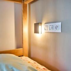 Отель Jacques Brel Youth Hostel Бельгия, Брюссель - отзывы, цены и фото номеров - забронировать отель Jacques Brel Youth Hostel онлайн сейф в номере