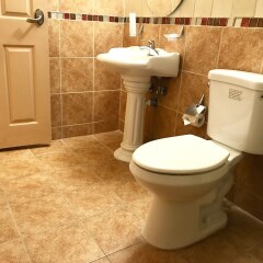 Отель Guam Business Motel Гуам, Тамунинг - отзывы, цены и фото номеров - забронировать отель Guam Business Motel онлайн ванная фото 2