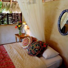 Отель Present Moment Retreat удобства в номере