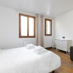 Апартаменты Pantheon - Latin Quarter Apartment комната для гостей фото 3