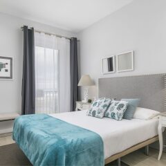 Отель Zurriola Suites 2 by Forever Rentals Испания, Сан-Себастьян - отзывы, цены и фото номеров - забронировать отель Zurriola Suites 2 by Forever Rentals онлайн комната для гостей фото 2