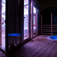 Отель Ecosuite & SPA бассейн