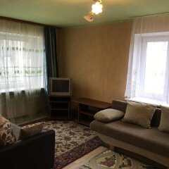 Гостиница на Богдана Хмельницкого в Калининграде отзывы, цены и фото номеров - забронировать гостиницу на Богдана Хмельницкого онлайн Калининград комната для гостей фото 2
