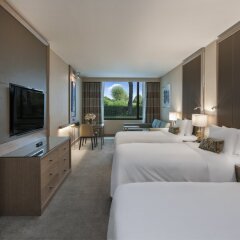 Renaissance Polat Istanbul Hotel Стамбул комната для гостей