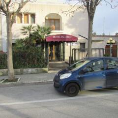 Hotel Palumbo Бари парковка