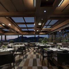 Отель Crowne Plaza Athens City Centre Греция, Афины - 5 отзывов об отеле, цены и фото номеров - забронировать отель Crowne Plaza Athens City Centre онлайн питание фото 3