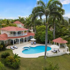 Отель Crown Villas 4 bdrm Доминикана, Пуэрто-Плата - отзывы, цены и фото номеров - забронировать отель Crown Villas 4 bdrm онлайн бассейн