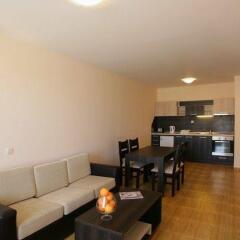 Отель GT Panorama Dreams Apartments Болгария, Свети Влас - отзывы, цены и фото номеров - забронировать отель GT Panorama Dreams Apartments онлайн комната для гостей фото 2