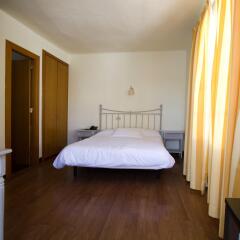 Hotel Capri комната для гостей