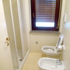 Апартаменты Apartment With 2 Bedrooms in Montesilvano, With Furnished Terrace and Wifi - 50 m From the Beach Монтезильвано фото 6