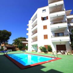 Отель Marina Palmanova Apartamentos бассейн