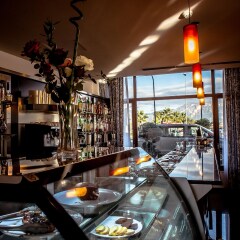 Отель Airport Tirana Албания, Тирана - отзывы, цены и фото номеров - забронировать отель Airport Tirana онлайн гостиничный бар