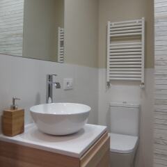 Отель Apartamentos La Senda de Llanes ванная фото 2