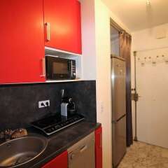 Отель Nice Booking - Orchidée Calme Piscine Balcon Ницца в номере