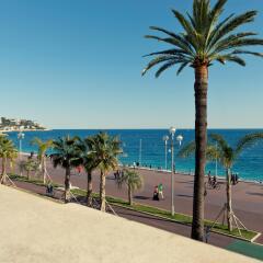 Отель Mercure Nice Marche aux Fleurs пляж