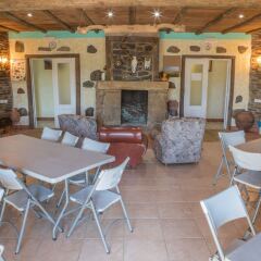 Отель Albergue La Jarilla