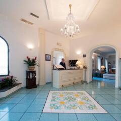 Hotel Aurora интерьер отеля