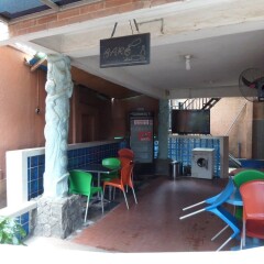 Отель The Baywaters Suites питание