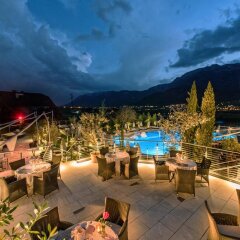 Hotel Weinegg Аппиано-сулла-Страда-дель-Вино бассейн