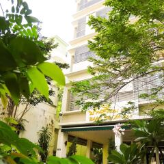 Отель Baan Silom Soi 3
