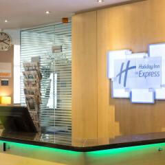 Отель Holiday Inn Express Frankfurt Messe интерьер отеля фото 3