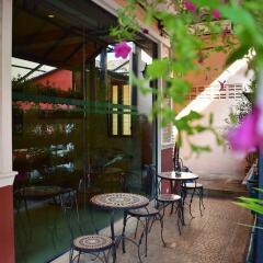 Отель Outdoor Inn and Restaurant питание