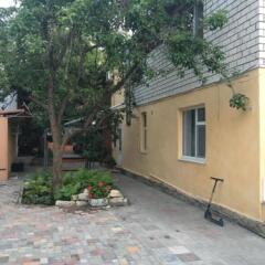 Гостиница On Samburova 242 Guest House в Анапе отзывы, цены и фото номеров - забронировать гостиницу On Samburova 242 Guest House онлайн Анапа парковка