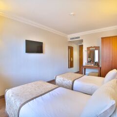Lady Diana Hotel комната для гостей