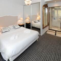 Отель Silver Suite - Five Stars Holidays Франция, Ницца - отзывы, цены и фото номеров - забронировать отель Silver Suite - Five Stars Holidays онлайн комната для гостей фото 3