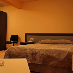 Alex Family Hotel Сандански сейф в номере