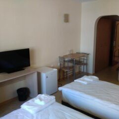 Отель Lucky Family Hotel Ravda Болгария, Равда - отзывы, цены и фото номеров - забронировать отель Lucky Family Hotel Ravda онлайн удобства в номере