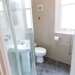 Апартаменты London Euston Luxury Apartments Лондон ванная