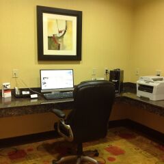 Holiday Inn Express Hotel & Suites Anderson-I-85 интерьер отеля