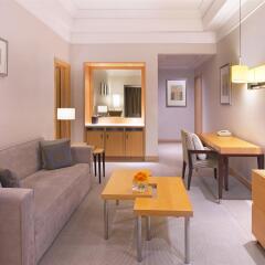 Отель Four Points by Sheraton Shenzhen Китай, Шэньчжэнь - отзывы, цены и фото номеров - забронировать отель Four Points by Sheraton Shenzhen онлайн комната для гостей фото 4