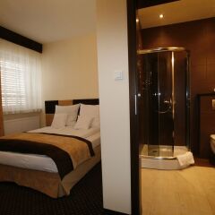 Отель Boutique Hotel's I Польша, Лодзь - отзывы, цены и фото номеров - забронировать отель Boutique Hotel's I онлайн комната для гостей фото 2