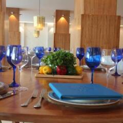 Отель Maroko Bayshore Suites