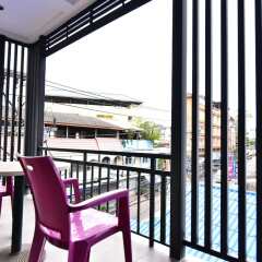 Апартаменты Kaewfathip Apartment Паттайя балкон