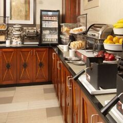 Отель Comfort Inn Downtown DC/Convention Center США, Вашингтон - отзывы, цены и фото номеров - забронировать отель Comfort Inn Downtown DC/Convention Center онлайн питание фото 2