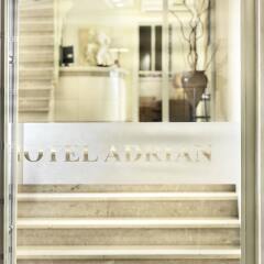 Adrian Hotel в номере фото 2