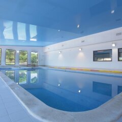 Отель Browns Sports & Leisure Club бассейн фото 2