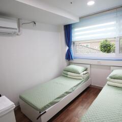 Отель Namsan Guesthouse детские мероприятия