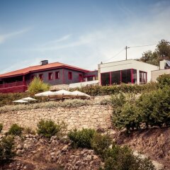 Отель Quinta dos Padres Santos, Agroturismo & Spa Португалия, Байао - отзывы, цены и фото номеров - забронировать отель Quinta dos Padres Santos, Agroturismo & Spa онлайн вид на фасад