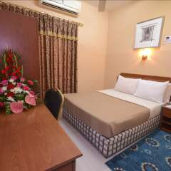 OYO 166 Melody Queen Hotel Дубай фото 6
