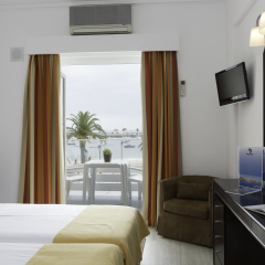 Hotel Baia комната для гостей