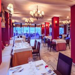 The Caleta Hotel Health, Beauty & Conference Centre питание