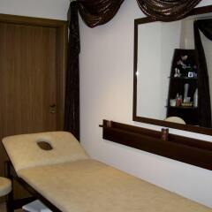 Отель Relax Holiday Complex & Spa Болгария, Свети Влас - отзывы, цены и фото номеров - забронировать отель Relax Holiday Complex & Spa онлайн сейф в номере