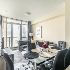 GLOBALSTAY. Maple Leaf Square in Toronto: Find Hotel Reviews