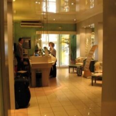 Отель Escale Oceania Marseille Vieux Port интерьер отеля