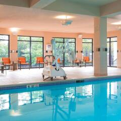 Отель Courtyard by Marriott Newark Elizabeth США, Элизабет - отзывы, цены и фото номеров - забронировать отель Courtyard by Marriott Newark Elizabeth онлайн бассейн
